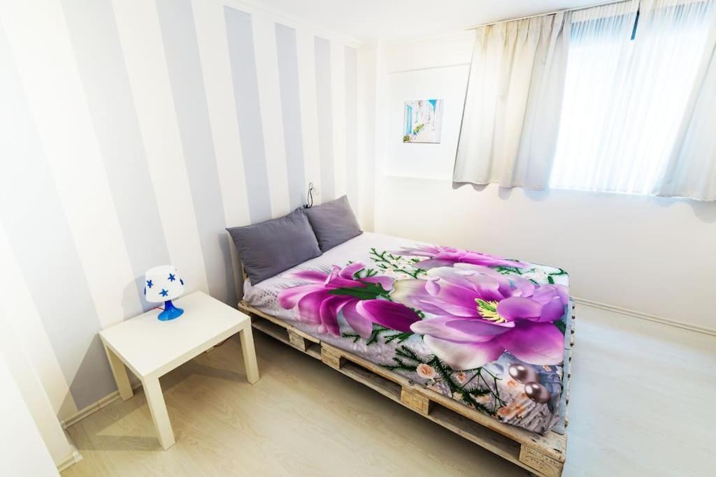2 Bedrooms Apartment Close To Metro Dafni In أثينا المظهر الخارجي الصورة
